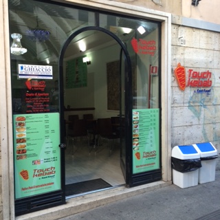 <b>05 - PUNTO VENDITA GHIACCIO SASSARI<br>TOUCH KEBAB & FAST FOOD</b>