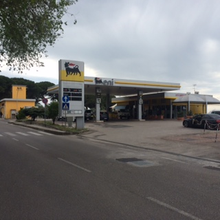 <b>03 -  PUNTO VENDITA GHIACCIO SASSARI<br>RIFORNITORE ENI VIA BUDAPEST</b>